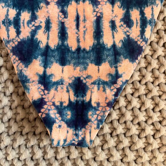 Skatie• ‘Salty’ Bikini Bottom in INDIGO - Picture 10 of 11